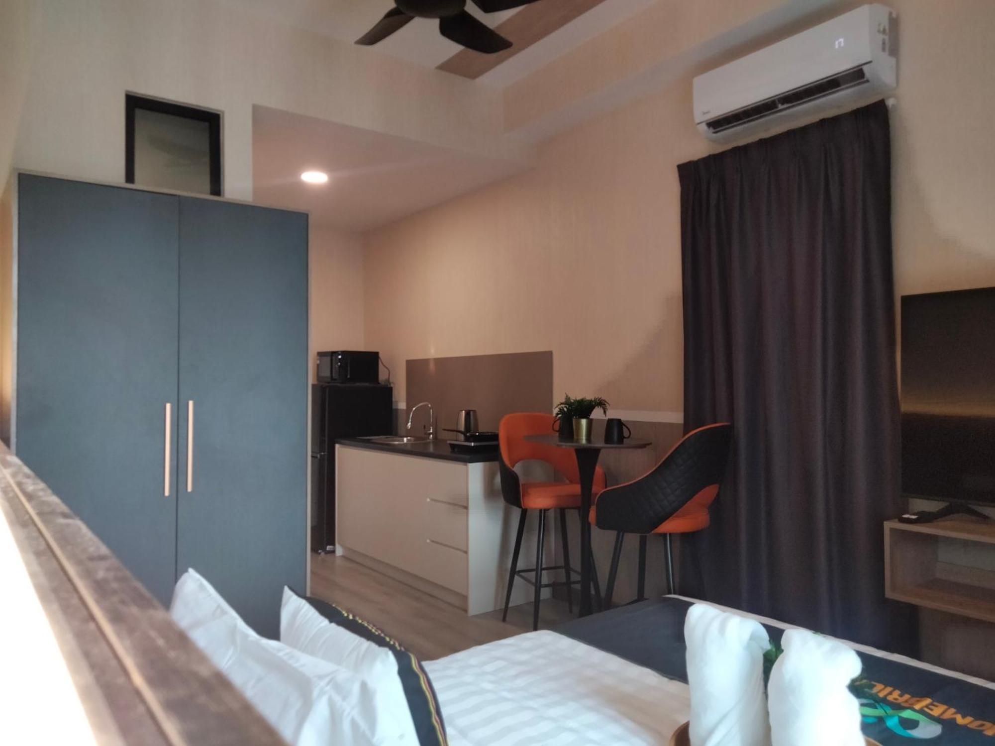 Bangsar South Botanical I Bed & Pillow Куала Лумпур Екстериор снимка