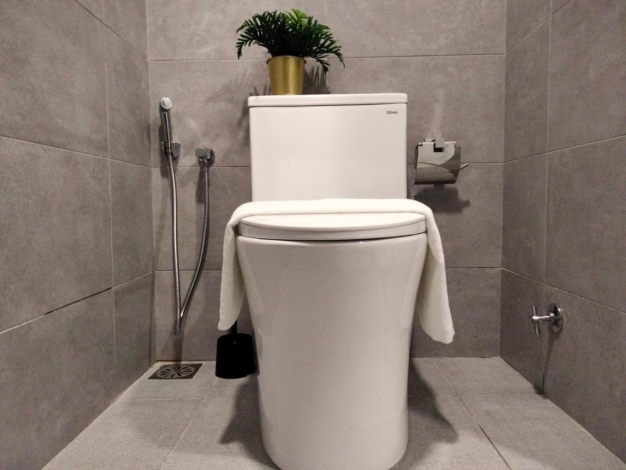 Bangsar South Botanical I Bed & Pillow Куала Лумпур Екстериор снимка